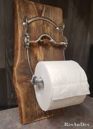 toilettenpapierhalter aus altholz toilettenpapierhalter toilettenpapierhalter diy altholz