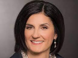 Annette Grady's Instagram, Twitter & Facebook