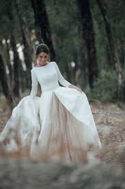Boho schlichte brautkleid langarm standesamt. Die 20 Besten Ideen Zu Hochzeitskleid Modern Hochzeitskleid Hochzeitskleid Modern Hochzeit