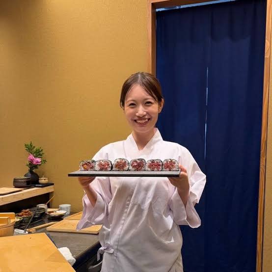 アイドルでセンター➡年下実業家と電撃婚➡寿司職人転身の朝長美桜〝実業家の夫〟とのしゃぶしゃぶ動画に反響「亭主関白ですか？」「家事全部やるの」（西スポWEB OTTO!） - Yahoo!ニュース