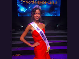 D'autant qu'elle concourt chez elle à lille pour tenter de décrocher une quatrième couronne en du haut de son mètre 81, la jeune femme a dû mal à imaginer qu'elle va participer à l'élection de miss france 2019 et à se projeter sur son. Epingle Sur People