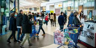 Les clients peuvent venir chercher leur commande. Covid 19 Et Restrictions Quels Commerces Resteront Ouverts En Avril