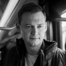 Vincent Dale's Instagram, Twitter & Facebook