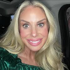 Candy Duke's Instagram, Twitter & Facebook