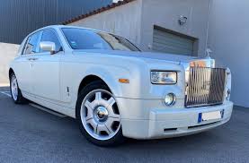La rolls royce a naturellement sa place dans notre dream collection, et pour la location en france, nous vous proposons trois modèles phare de la. Location Rolls Royce Phantom Avec Chauffeur Delux Rolls Location