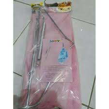 Cukup sediakan kain sepanjang 1 meter, kayu dowel ∅ 3cm (bisa diganti dengan kayu yang biasa digunakan untuk tongkat pramuka), tali tambang ø 8mm sepanjang 10m, dan carabiner. Joeyi Ayunan Bayi Set 2 Per Dengan Hanger Dan Kain Ayunan Lazada Indonesia