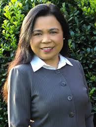 Ellen Ginn's Instagram, Twitter & Facebook