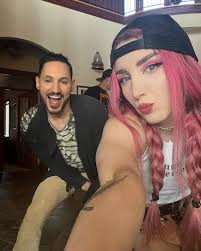 words can't describe the love i have for these degenerates 😘  #musicianmansion #distrokid #sweetwater