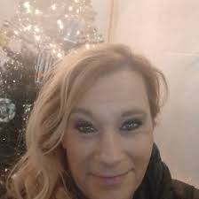 Does caffeine raise blood sugar and can decaf coffee be used instead?