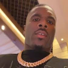 Heather Speight's Instagram, Twitter & Facebook