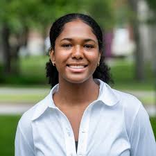 Bowdoin Admissions & Aid