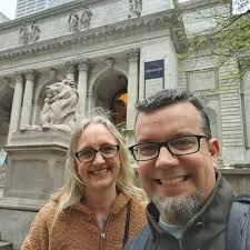 Susie Ludwig's Instagram, Twitter & Facebook