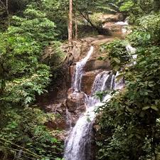 Tracking 45minit untuk smpai ke sini.boleh menyusuri sungai @ melalui highway. Photos At Sungai Pisang River In Gombak