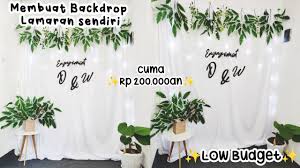 Membayangkan bunga dan daun asli ditempel pada backdrop kayu tentu dapat membuat suasana hati lebih bahagia. Dekor Lamaran Sendiri Low Budget Youtube