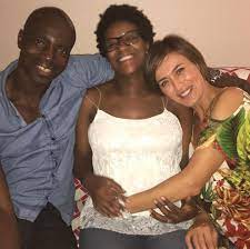Francis obikwelu inaugura fundação em dia de aniversário. Fatima Lopes Madrinha Babada Apresenta O Filho De Francis Obikwelu Ao Mundo