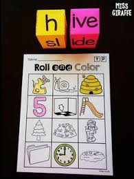 Engaging classroom tips and tricks {and fun resources!} for an elementary classroom! 900 Phonics Ideas In 2021 Phonics Activities Phonics Teaching Literacy