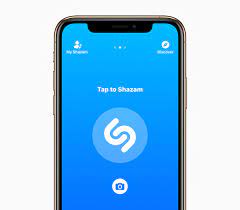 Open the app click the button and let your phone listen to the song with the shazam app, millions of users around the globe are able to identify the music instantly. Apple Ubernimmt Shazam Und Bietet Mehr Moglichkeiten Musik Zu Entdecken Und Zu Geniessen Apple De