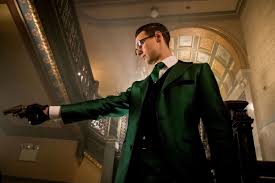 Sometimes his dress has question marks all over it. Gotham Season 3 Episode 15 Recap Riddle Me This Observer