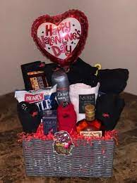 Maybe you would like to learn more about one of these? 54 Trendy Ideas Gifts For Him Basket Cute Ideas Mens Valentines Gifts Valentine S Day Gift Baskets Valentine Gift Baskets