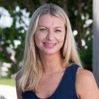 Desiree Avello's Instagram, Twitter & Facebook