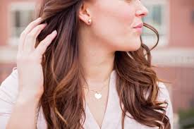 Soft Pink Blouse//Black Leggings//Nude Heels