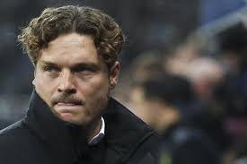 After beating Newcastle, newly pragmatic Dortmund faces Frankfurt's tight  defense