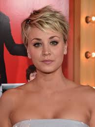 This nail art is great for the spring and summer! Kaley Cuoco Messy Cut Kaley Cuoco Short Hairstyles Looks Stylebistro