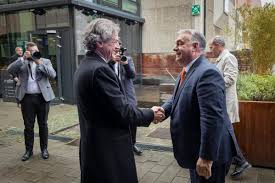Golob in Orban uradno zagnala novi ...
