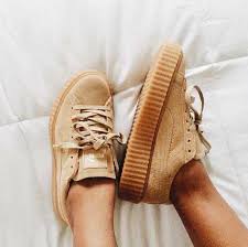 Resultado de imagem para tenis cor pastel tumblr