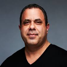 Internal Growth vs AI Hiring: Fostering Talent from Within