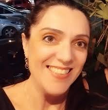 Kelly Caprara's Instagram, Twitter & Facebook