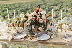 Uporabljamo široko mrežo lokalnih des moines cvetličarji in imajo svoje cvetje, šopke. The Cream Of The Crop Picks For Wedding Planning In Des Moines Iowa World Bride Magazine