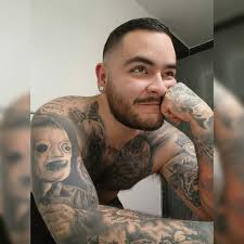 Adrián Contreras • Facebook