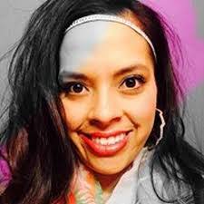 Melinda Bain's Instagram, Twitter & Facebook