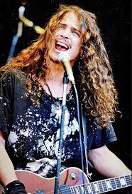 Chris Cornell Singing Playing Guitar Long Hair 90s Cantores Cantores De Rock Estilos Musicais