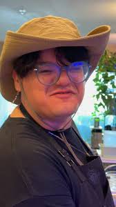 WHERE’S THE LAMB SAUCE?!? Channeling that inner @gordongram and getting  some sass back from @fishdaddyanthony 😆 Moroccan X Mala Braised Lamb Shank  Risotto is