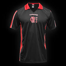 A primeira camisa do time surgiu bem cedo, logo com a fundação do camisa do flamengo. Camisa Flamengo Rossonera Masculina