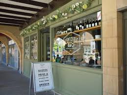 L Epicerie Baci Sous Les Arcades Picture Of Maison Baci Metz Tripadvisor