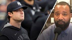 Artist creates amazing Big Ben painting with only his fingers