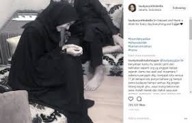 Belakangan sosok erra fazira pun banyak dimintai keterangan terkait perceraian mantan suaminya. Bintang Filem Indonesia Bercinta Dengan Bekas Suami Erra Fazira Media Hiburan