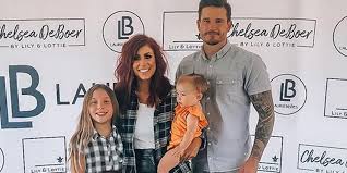 Maci bookout's official fan page. Chelsea Houska Launches Clothing Line Collaboration It S Amazing