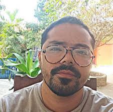 Robust " Lucky Project #88 Yamaha FZ1000 #yamaha #caferacer #racing  #customizing #concept #naked #streetfighter #luckycustom 👑