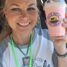 Sheri Root's Instagram, Twitter & Facebook