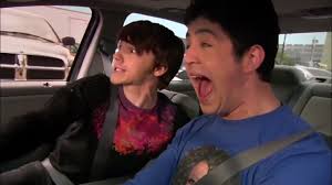 Drake bell (27 june 1986) is an american actor, singer, director and guitarist. Drake And Josh Crash Know Your Meme