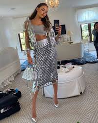 Olivia culpo out for coffee in los angeles 04/28/2021. Jimmy Choo Anouk Mirror Leather Pumps In Silver Worn By Olivia Culpo Miami January 31 2020 Spotern