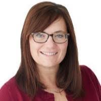 Keri Robertson's Instagram, Twitter & Facebook