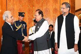 Caretaker governments may be put in place when a government in a parliamentary system is defeated in a motion of no confidence, or in the case when the house to which the government is. Pak Caretaker Government Under Nasirul Mulk Takes Charge Till July 25 General Elections World News India Tv