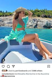 Versatile british actor, vocalist, and presenter, known for her work on television, stage, and as a judge on britain's got talent. Amanda Holden Turns Up The Heat In A Tiny Green Bikini Top As She Poses On A Boat