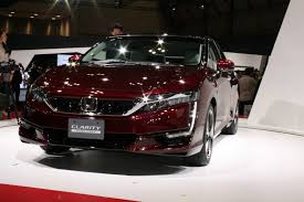 That's because honda is only offering the hydrogen car as a lease vehicle at 12 select dealers in california. Honda Unveils Clarity Fuel Cell With 700 Km Driving Range Prices It From 63 630 In Japan Carscoops