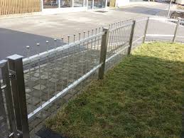 Have over 60 years of global gut room experience. Stainless Steel Fence Field Bauhaus Design